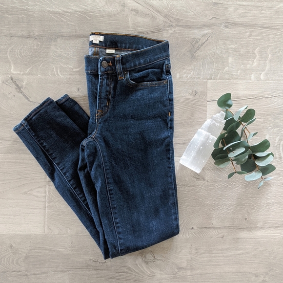 J. Crew Toothpick Jean in Vista Wash Skinny - Picture 3 of 5